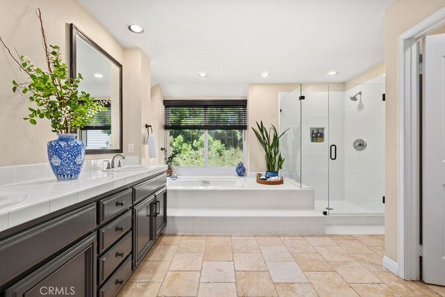 15 Highpoint, Rancho Santa Margarita, CA 92679