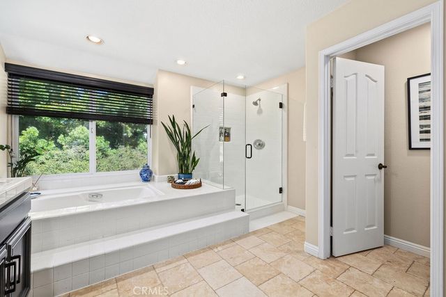 15 Highpoint, Rancho Santa Margarita, CA 92679