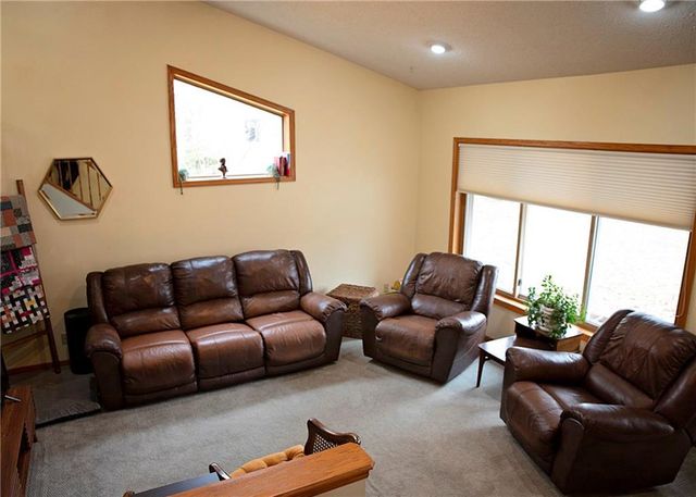 3638 W Parkside Circle, Eau Claire, WI 54701
