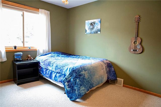 3638 W Parkside Circle, Eau Claire, WI 54701