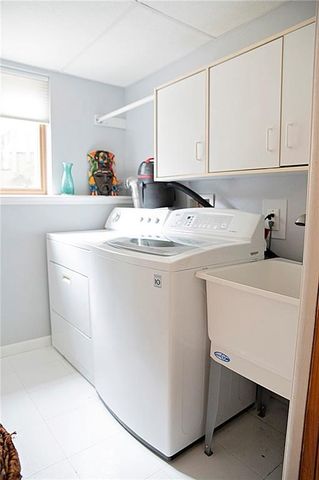 3638 W Parkside Circle, Eau Claire, WI 54701