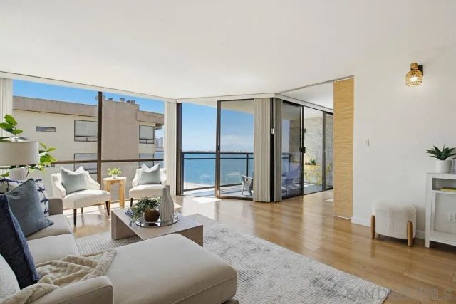 3916 Riviera Dr Unit 504, San Diego, CA 92109