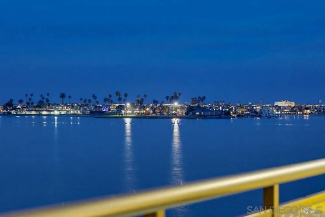 3916 Riviera Dr Unit 504, San Diego, CA 92109