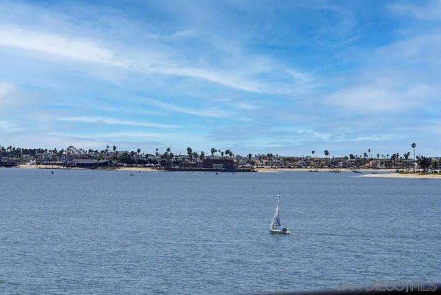 3916 Riviera Dr Unit 504, San Diego, CA 92109