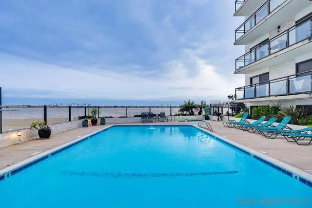 3916 Riviera Dr Unit 504, San Diego, CA 92109