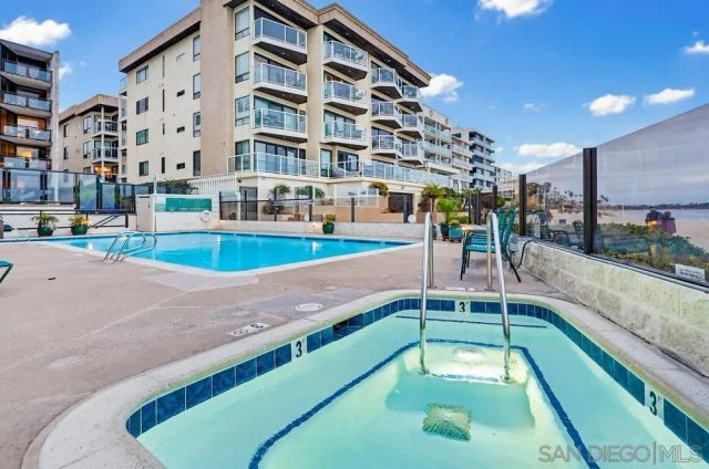 3916 Riviera Dr Unit 504, San Diego, CA 92109