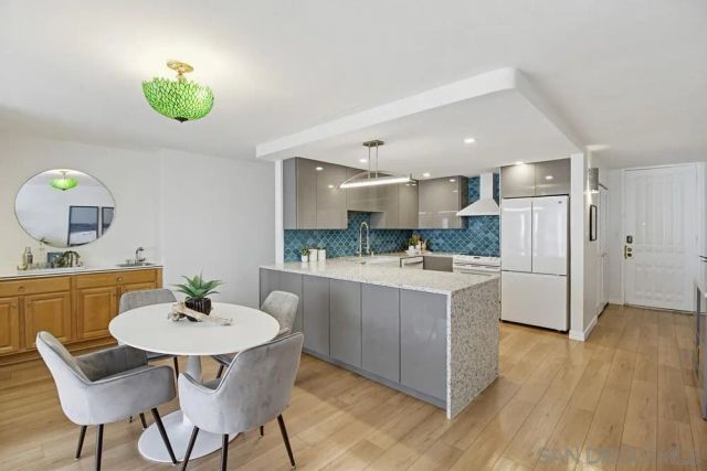 3916 Riviera Dr Unit 504, San Diego, CA 92109