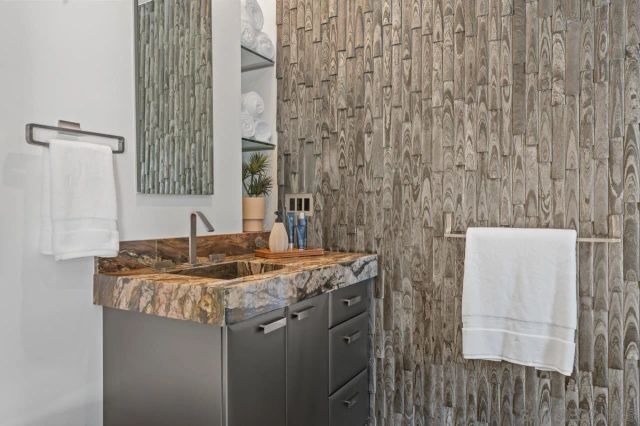 4021 S S Hempstead Cir, San Diego, CA 92116