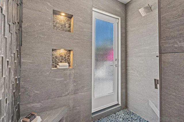 4021 S S Hempstead Cir, San Diego, CA 92116