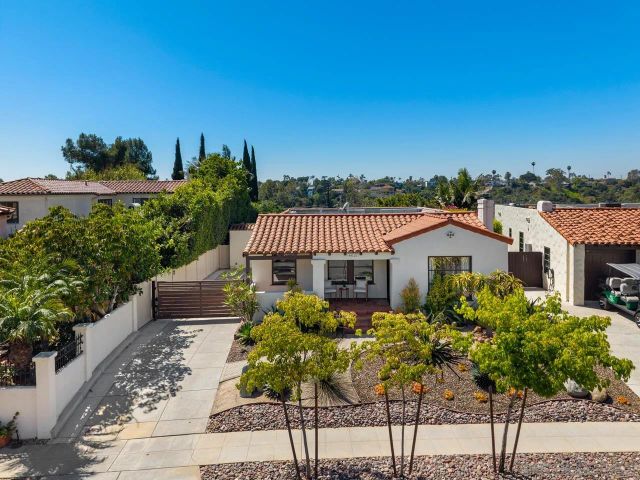 4021 S S Hempstead Cir, San Diego, CA 92116
