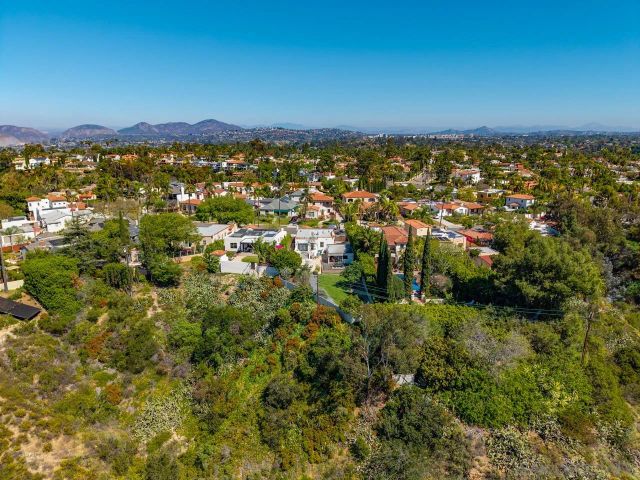 4021 S S Hempstead Cir, San Diego, CA 92116