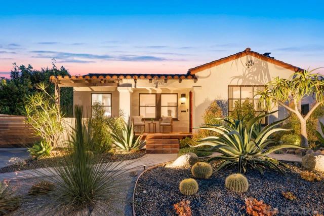 4021 S S Hempstead Cir, San Diego, CA 92116