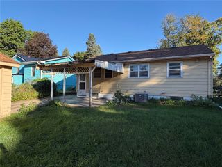 3300 Madison Avenue, Des Moines, IA 50310