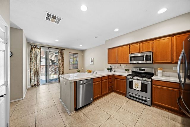 3374 Wind Chime Lane, Perris, CA 92571