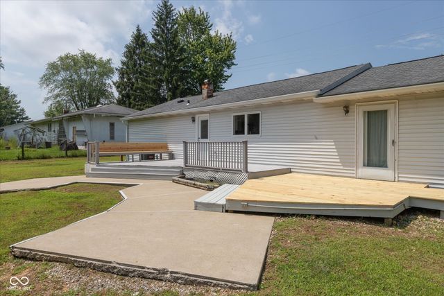 2724 N Smith Pike, Bloomington, IN 47404
