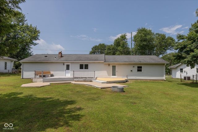 2724 N Smith Pike, Bloomington, IN 47404