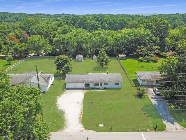 2724 N Smith Pike, Bloomington, IN 47404