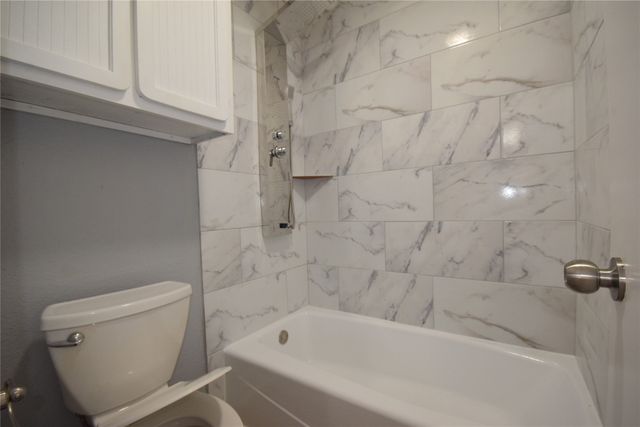 115 W Timberview Lane, Arlington, TX 76014