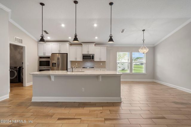 40 LORD BYRON Court, St. Johns, FL 32259