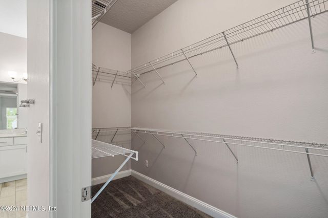 40 LORD BYRON Court, St. Johns, FL 32259