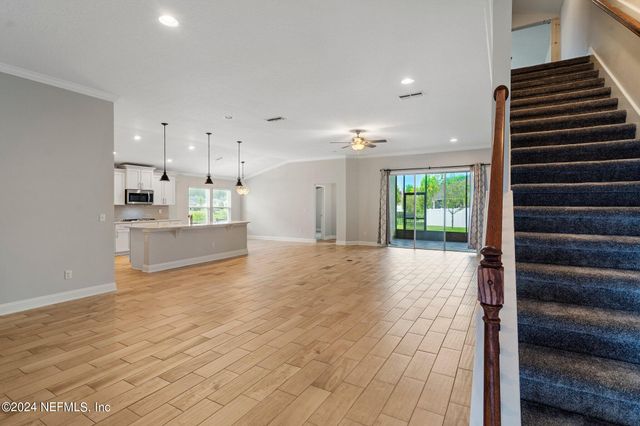 40 LORD BYRON Court, St. Johns, FL 32259