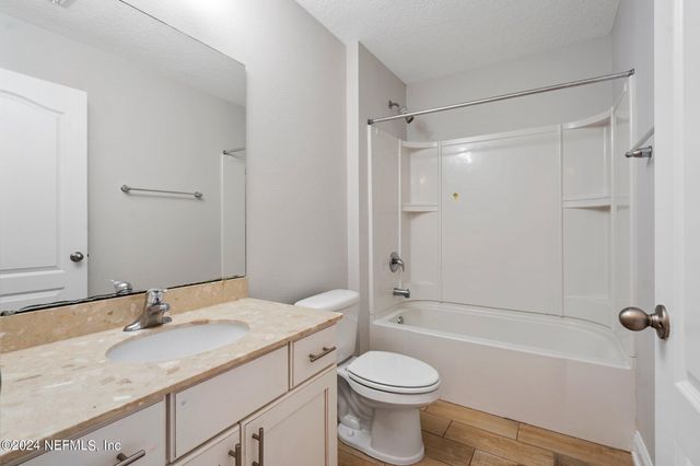 40 LORD BYRON Court, St. Johns, FL 32259