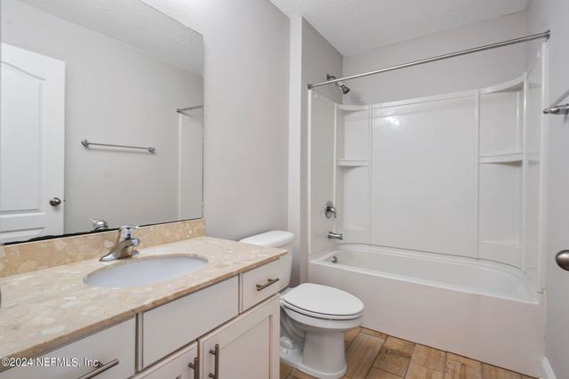 40 LORD BYRON Court, St. Johns, FL 32259