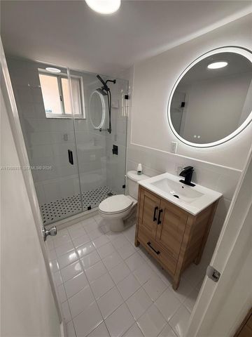 3262 W 70th St 101, Hialeah, FL 33018