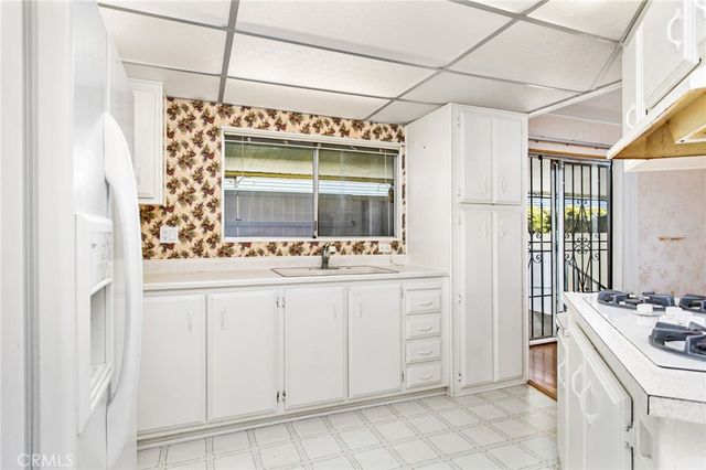 28925 Calle Alta, Murrieta, CA 92563