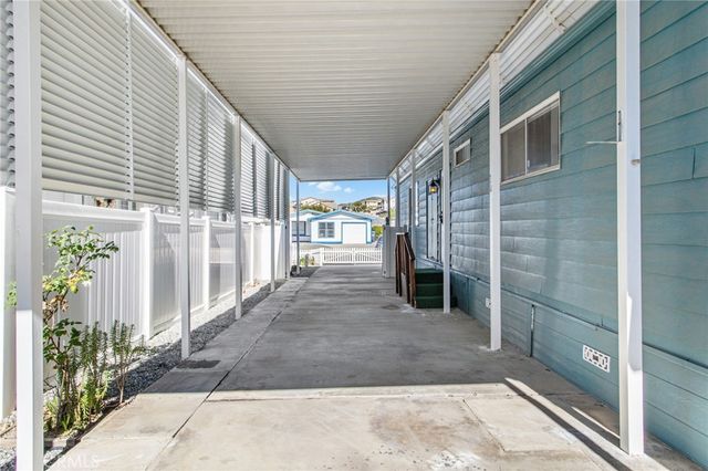 28925 Calle Alta, Murrieta, CA 92563