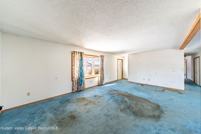 148 Joslen Boulevard, Hudson, NY 12534