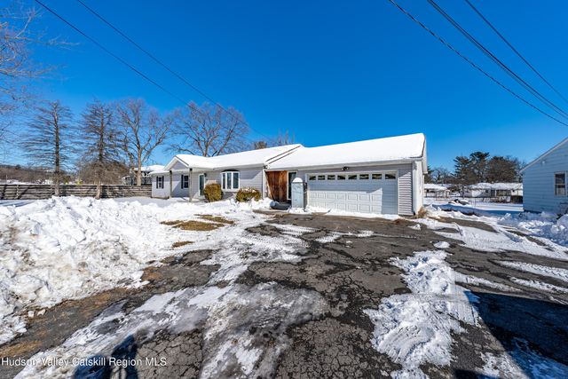 148 Joslen Boulevard, Hudson, NY 12534