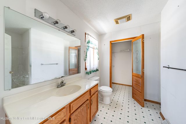 148 Joslen Boulevard, Hudson, NY 12534