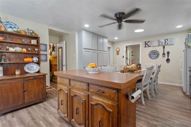 426 E Street SE, Ardmore, OK 73401