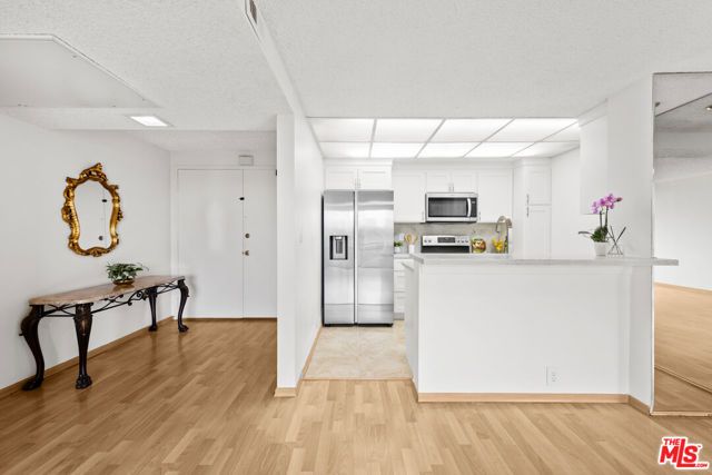 10535 Wilshire Boulevard 810, Los Angeles, CA 90024