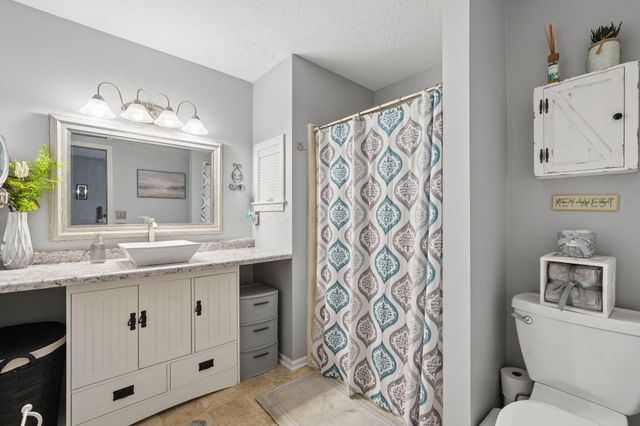5800 Middle Urbana Road, Springfield, OH 45502