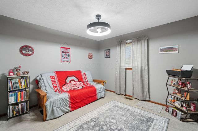 5800 Middle Urbana Road, Springfield, OH 45502