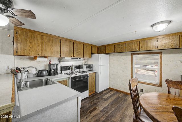 9828 E PUEBLO Avenue 108, Mesa, AZ 85208