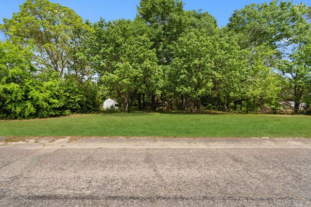 192 Marcia Street, Williston, SC 29853