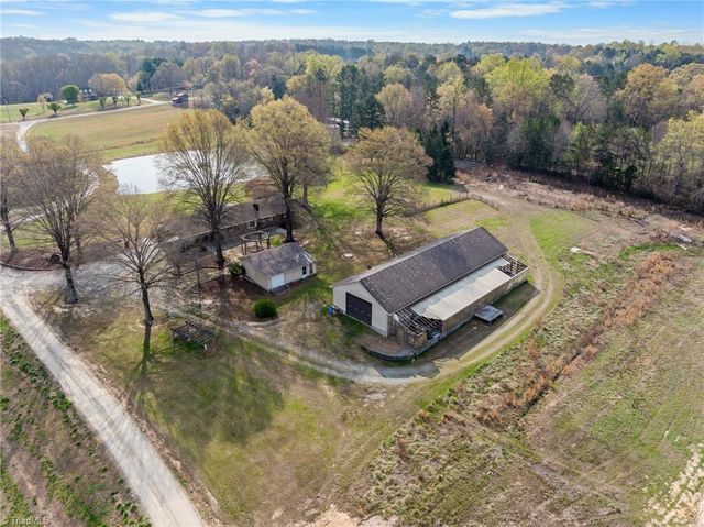 249 Dortmund Drive, Clemmons, NC 27012