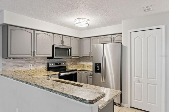 674 SANDY NECK LANE 104, Altamonte Springs, FL 32714
