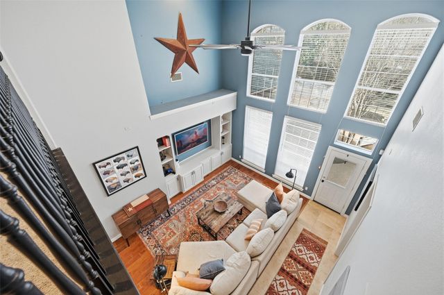 2817 Kingswood Drive, Grapevine, TX 76051