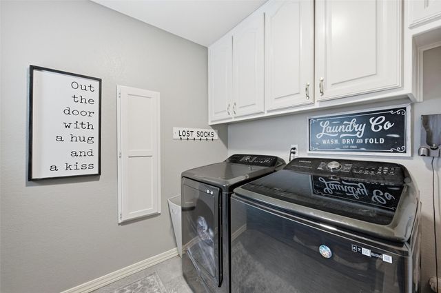 2817 Kingswood Drive, Grapevine, TX 76051