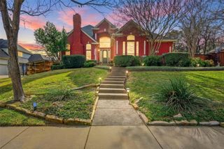 2817 Kingswood Drive, Grapevine, TX 76051