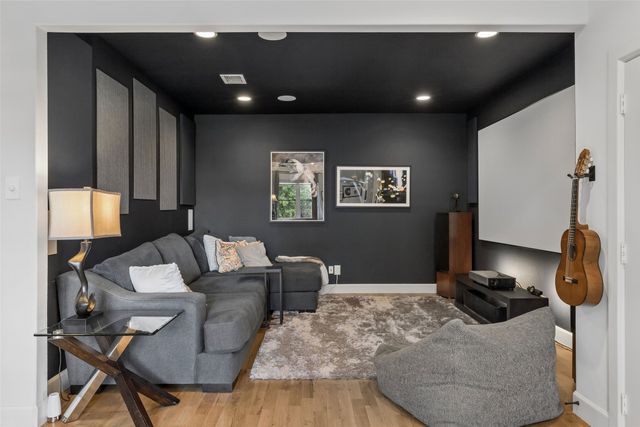 7514 Linwood Avenue, Dallas, TX 75209