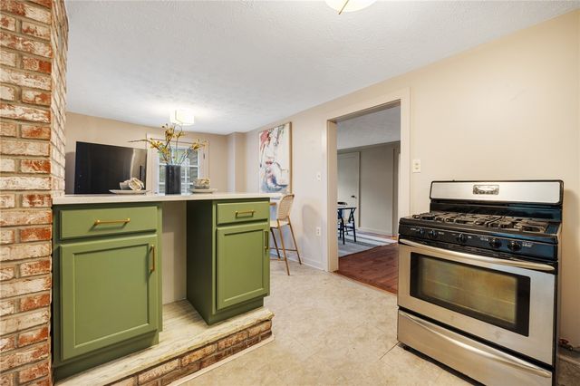 96 Richmond Street, Rochester, NY 14607