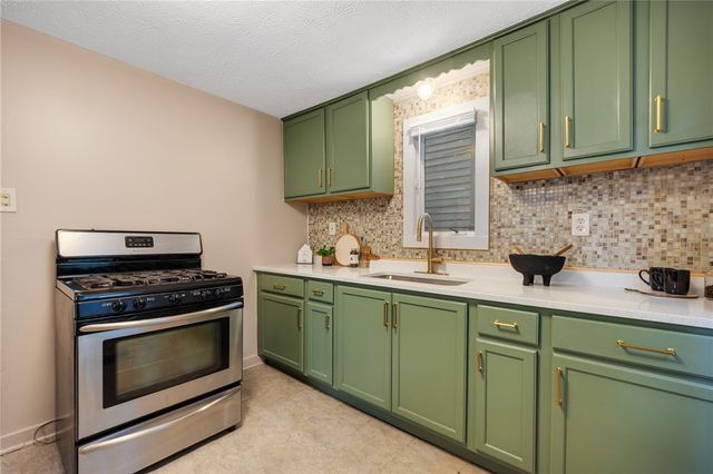 96 Richmond Street, Rochester, NY 14607