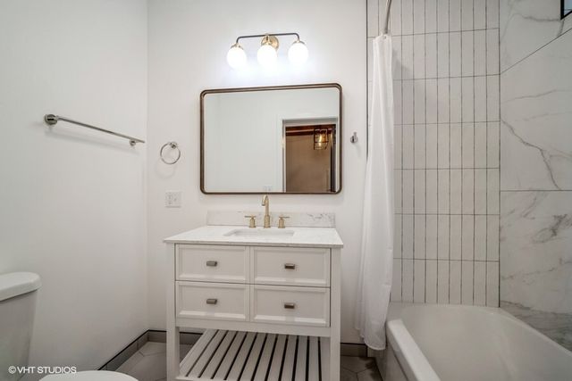 908 N California Avenue 1R, Chicago, IL 60622