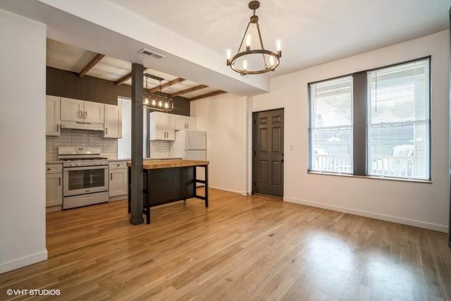 908 N California Avenue 1R, Chicago, IL 60622