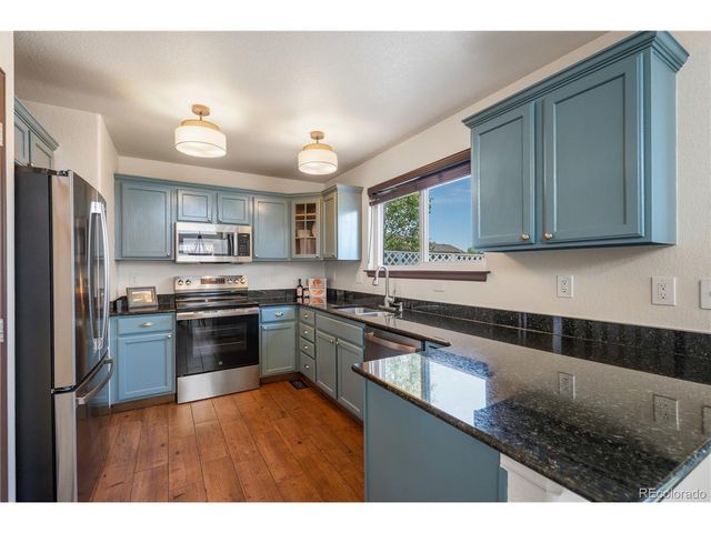 10204 Aldenbridge Ct, Highlands Ranch, CO 80126
